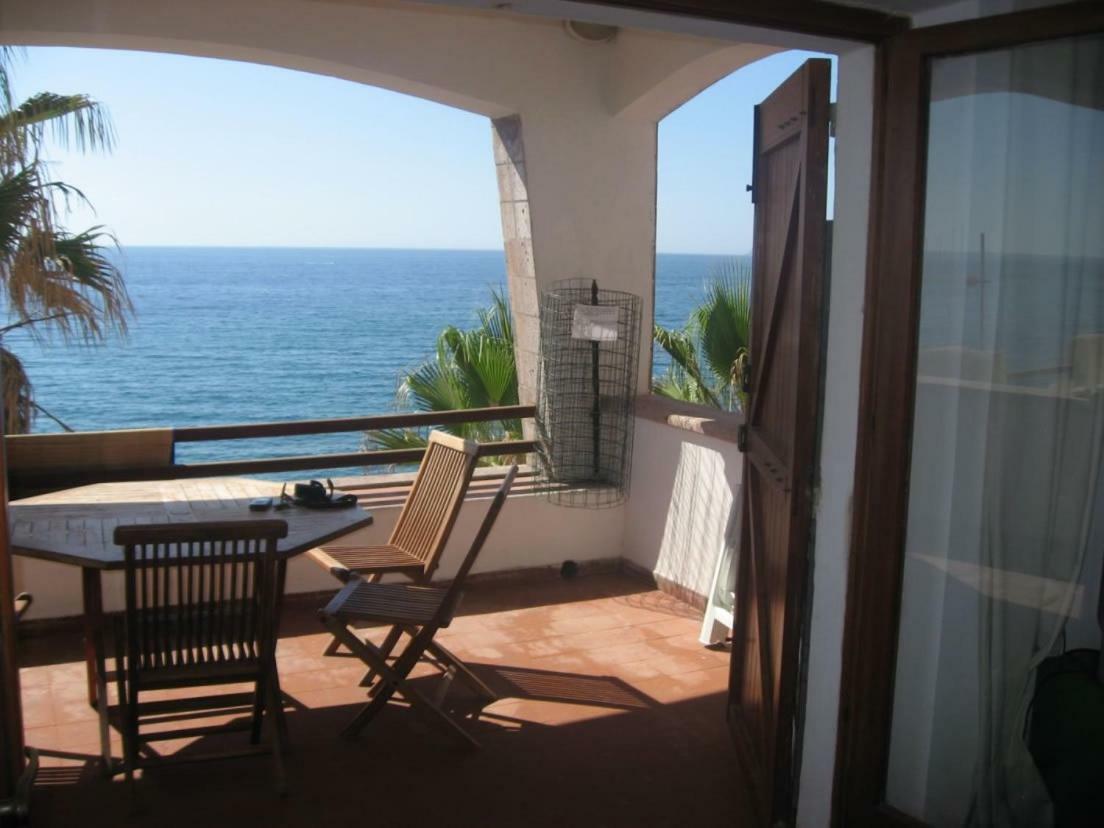 Waterfront Apartments Bosa Porto Alabe Exterior photo